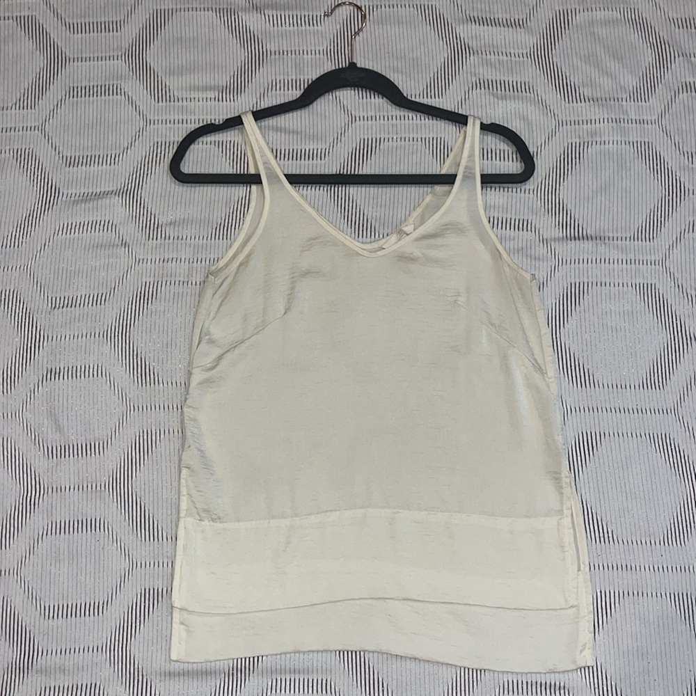 H & M Lightweight Silky Tank Top Womens size 4